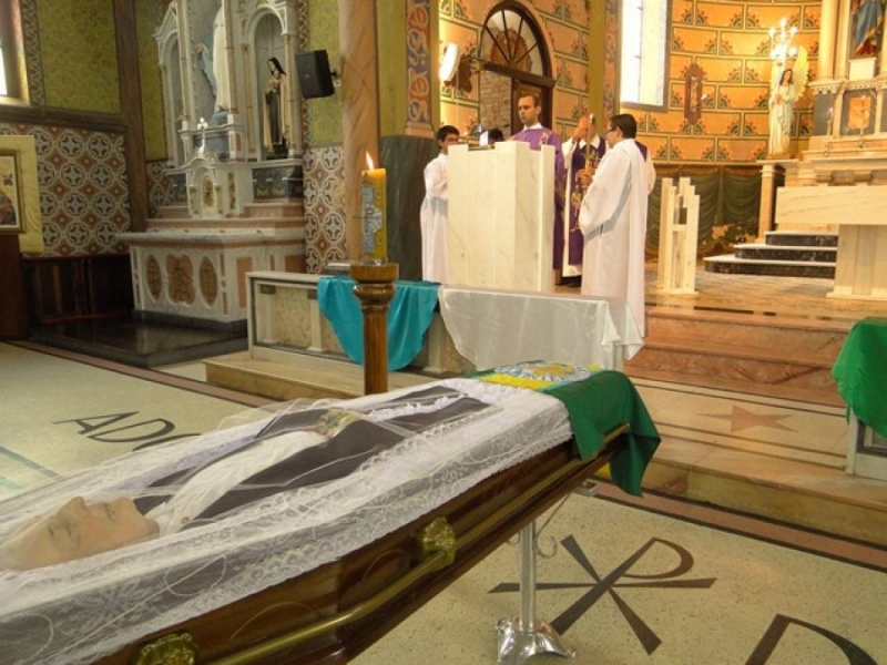 Enterro Padre Fabiano_37